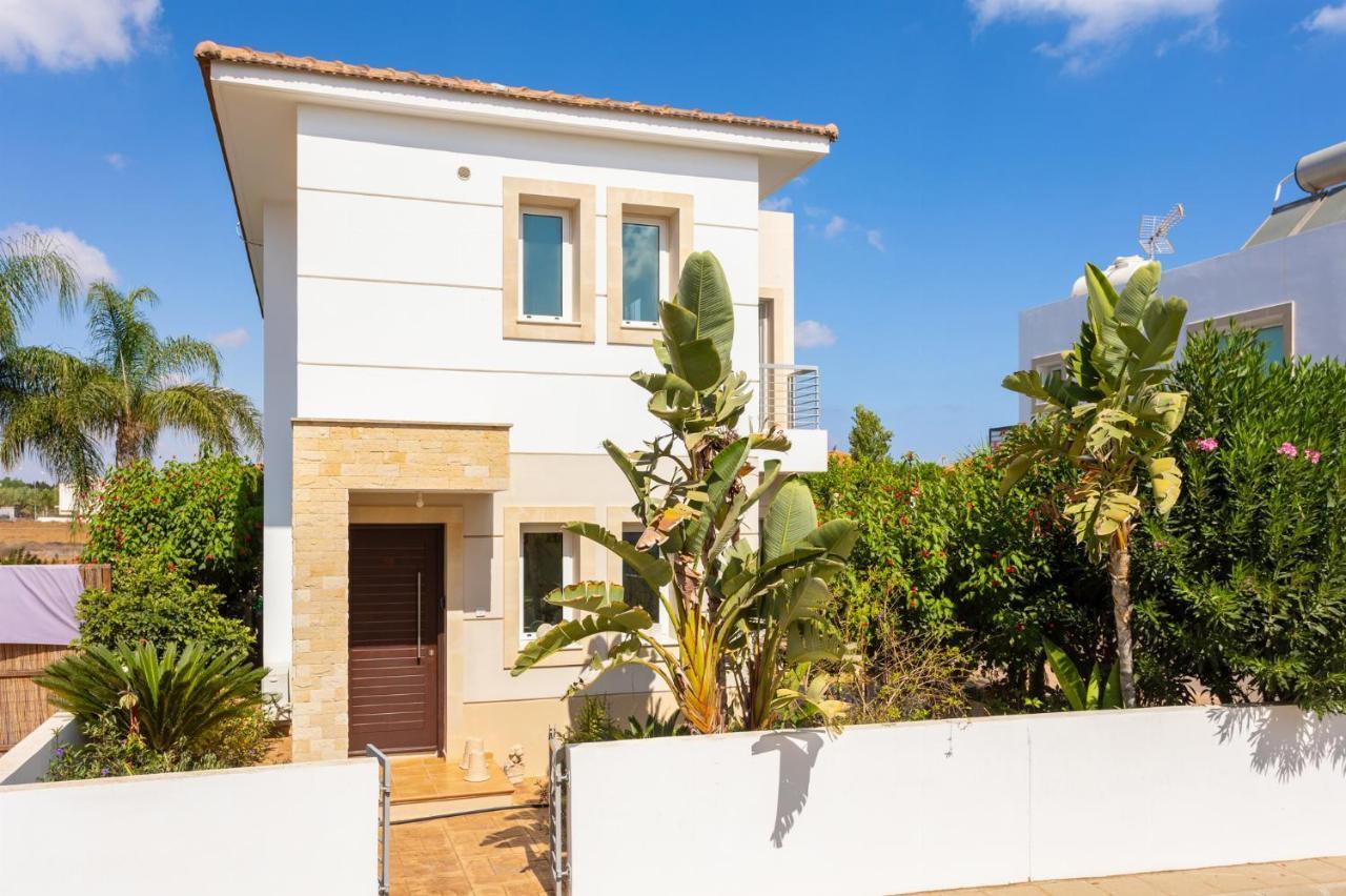 Villa Kalliopi Paralimni Exteriör bild