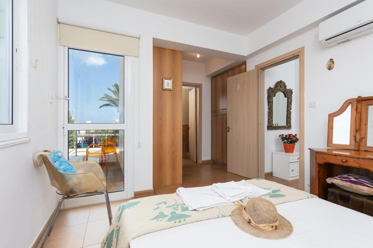 Villa Kalliopi Paralimni Exteriör bild