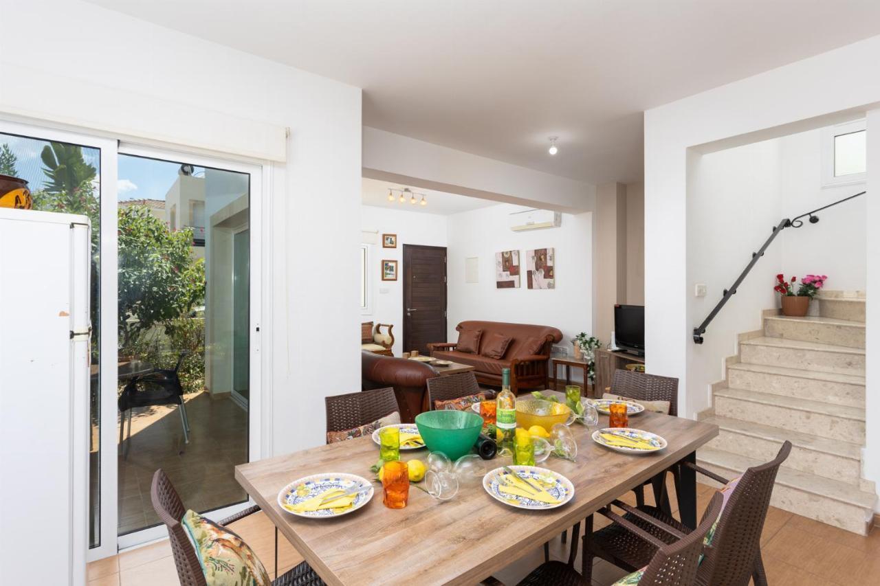 Villa Kalliopi Paralimni Exteriör bild