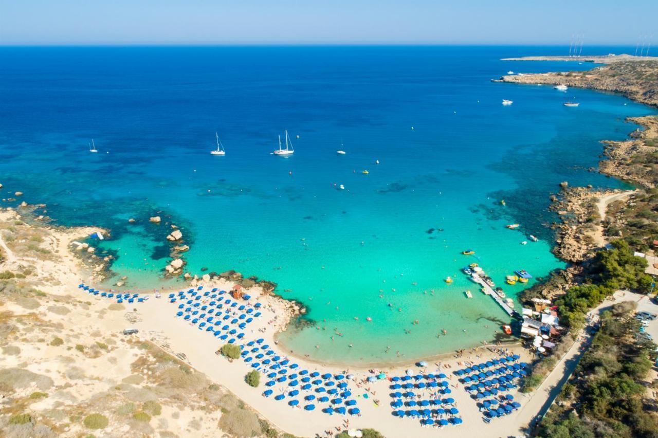 Villa Kalliopi Paralimni Exteriör bild