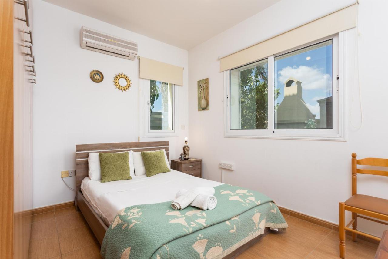 Villa Kalliopi Paralimni Exteriör bild